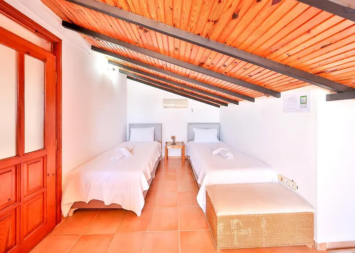 Sea-view With Private Pool *