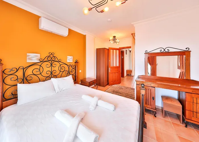 Sea-view With Private Pool *